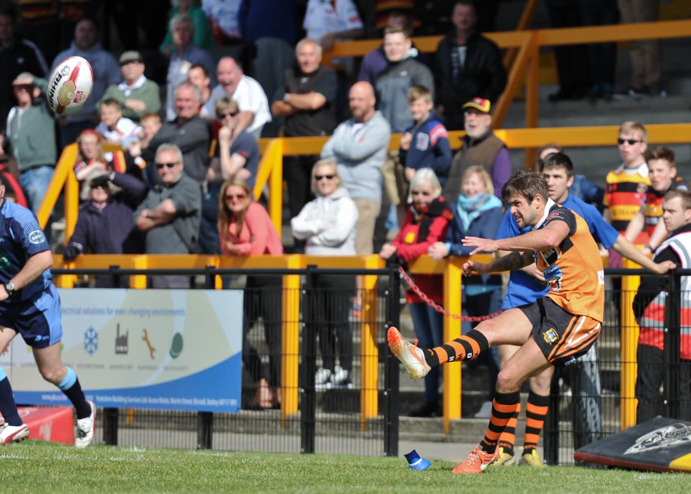 2015 - Dewsbury v Workington - Carl Forber ties the game with a late touchline kick